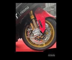 YAMAHA T MAX AVANTRENO FORCELLE OHLINS BREMBO