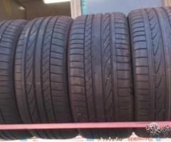 4 gomme usate 255 35 18 e 225 40 18 bridgestone