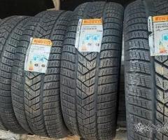 4 gomme nuove invernali 235 65 18 pirelli