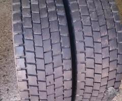 Coppia di pneumatici usati 295 60 22.5 michelin - 1