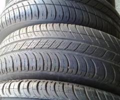 It completo di 4 gomme 195 65 15 Michelin