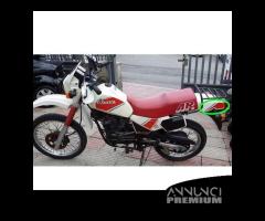 Adesivo sinistro parafango posteriore Cagiva Ala R - 3