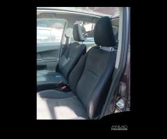 Toyota Verso S anno 2014 per ricambi (2a) - 6