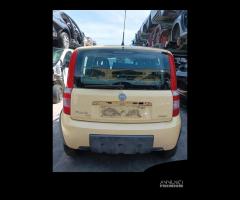 Fiat Panda 1.3 Multijet 4x4 2007 per ricambi (2a)