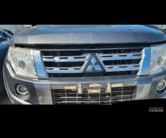 Mitsubishi Pajero v80 Shogun 3.2 tre porte con mot - 18