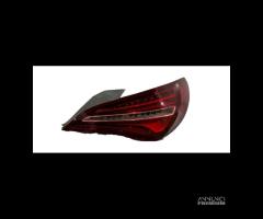 MERCEDES W117 CLA LCI Fanale posteriore dx-16372 - 2