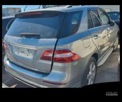 Mercedes ML 250 CDI Bluetec anno 2012 per ricambi - 3