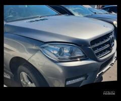 Mercedes ML 250 CDI Bluetec anno 2012 per ricambi - 6