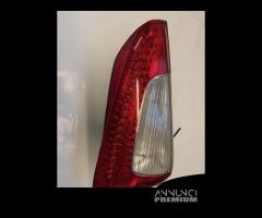 Faro posteriore destro led Lancia Musa anno 2009