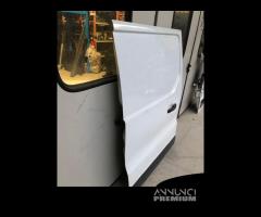 Porta scorrevole destra Renault Trafic anno 2018