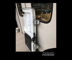 Porte posteriori Renault Trafic anno 2018 - 10