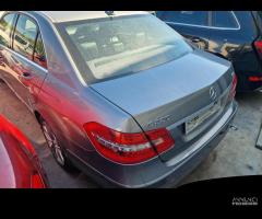 Mercedes Benz E 220 CDI w212 651924 per ricambi (2