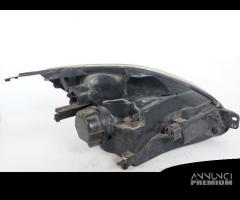 FANALE ANTERIORE SX FORD FIESTA (5°SERIE) (2002>20