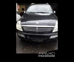 Ssangyong Rexton 2.7 xdi anno 2005 per ricambi (2a