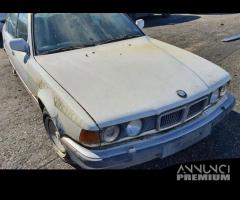 BMW serie 750 iL V12 modello E32 per ricambi (2a) - 2