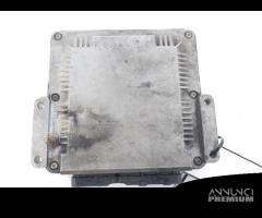 P04727667AD CENTRALINA MOTORE ECU CHRYSLER VOYAGER