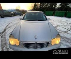 COFANO PER MERCEDES CLASSE C W203 ANNO 2004