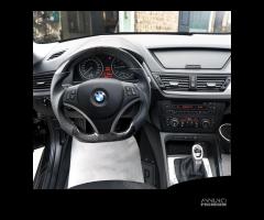 VOLANTE Sportivo Per BMW X1 E84 Carbonio e Pelle