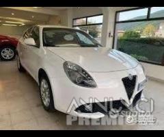 Alfaromeo giulietta 2018 per ricambi - 1