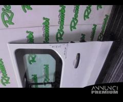 PORTA LATERALE DESTRA PER NISSAN NV 300 2020