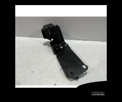 BMW E87 E90 Supporto radiatore destro - 16089