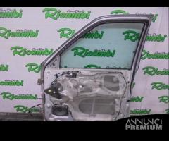 PORTA DESTRA PER NISSAN TERRANO II R20 2001