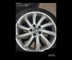 Alfa Romeo Giulietta Cerchi e Gomme 225/45/17 M+S - 6