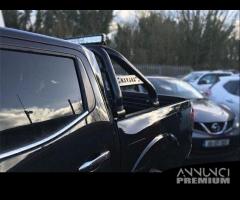 Nissan Navara NP300 Roll bar nero protez.cabina