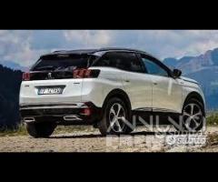 Peugeot 3008 2019 come ricambi c1869