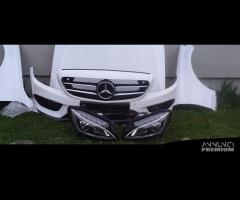 MERCEDES W205 C KLASA AMG Muso musata frontale com