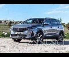 Disponiamo di ricambi per peugeot 5008 2021