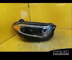 Faro anteriore destro mercedes cls 257 w257