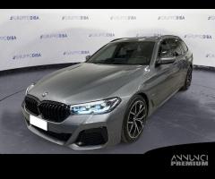 BMW Serie 5 G31 2020 Touring LCI D 520d Touri...