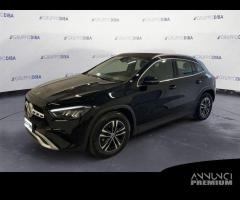 Mercedes-Benz GLA GLA-H247 2023 180 d Advance...