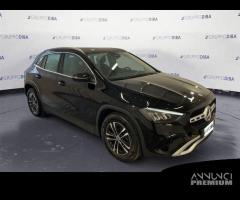 Mercedes-Benz GLA GLA-H247 2023 180 d Advance...