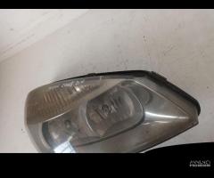 FARO ANTERIORE DESTRO RENAULT Scenic Serie (03>09)