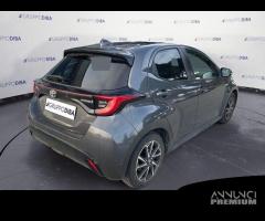 Toyota Yaris IV 2020 1.5h Lounge - 7