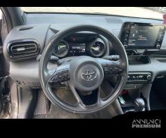 Toyota Yaris IV 2020 1.5h Lounge - 14