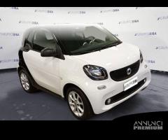 smart fortwo Smart III 2015 Benzina 1.0 Young... - 2