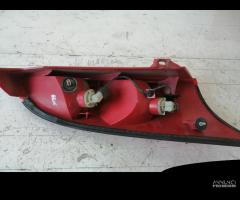 STOP FANALE POSTERIORE SINISTRO FORD Focus Berlina - 5