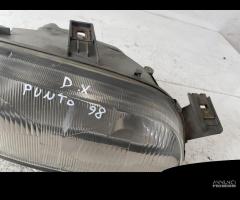 FARO ANTERIORE SINISTRO FIAT Punto Berlina 3P 1428 - 3