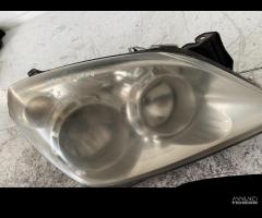 FARO ANTERIORE SINISTRO OPEL Astra H Berlina (04>0 - 3