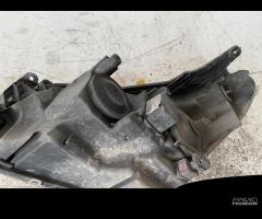 FARO ANTERIORE SINISTRO OPEL Astra H Berlina (04>0 - 4