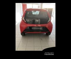 Toyota Aygo Connect 1.0 VVT-i 72 CV 5 porte x...