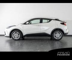 Toyota C-HR 1.8 Hybrid E-CVT Active