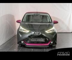 Toyota Aygo Connect 1.0 VVT-i 72 CV 5 porte x...