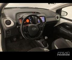 Toyota Aygo 1.0 VVT-i 72 CV 5 porte x-play - 10