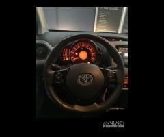 Toyota Aygo 1.0 VVT-i 69 CV 5 porte x-play MMT - 11