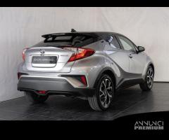 Toyota C-HR 1.8 Hybrid E-CVT Trend - 27