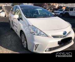 TOYOTA PRIUS + 2017